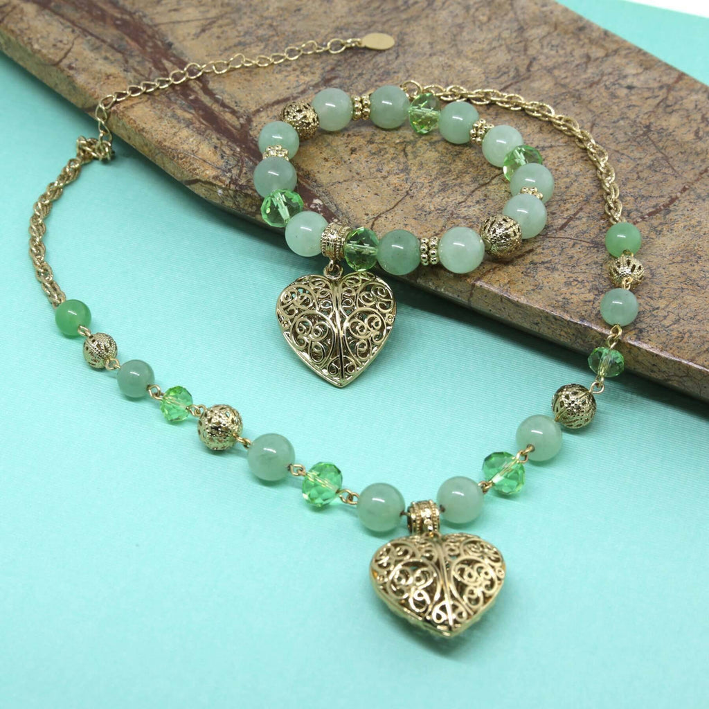 Gold Tone Gemstone Filigree Heart Pendant Necklace 16   19 Inch Adjustable Green Aventurine